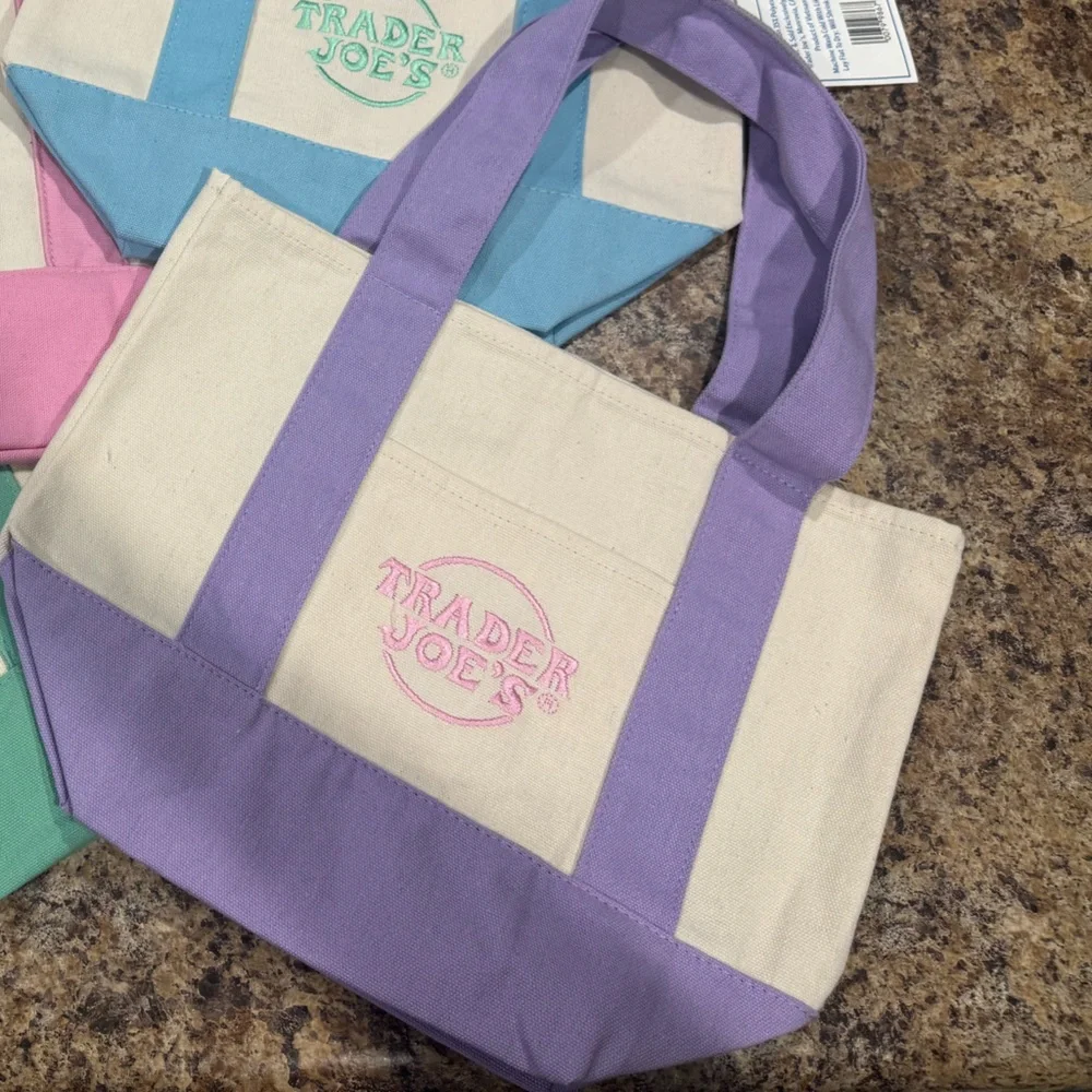 Trader Joe’s Lavender & Cream Canvas Tote Bag for Jen - Picture 1 of 1